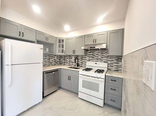 21-17 30th Rd #3A, Astoria, NY 11102