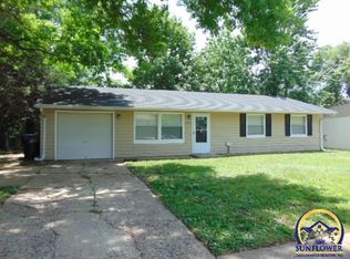 1752 SE 29th Ter, Topeka, KS 66605