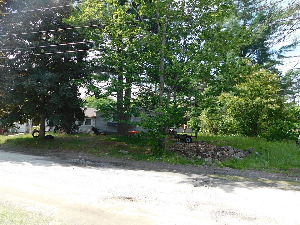 2nd image of 13 Connell Road