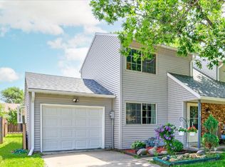15 Glenview Dr, Council Bluffs, IA 51501