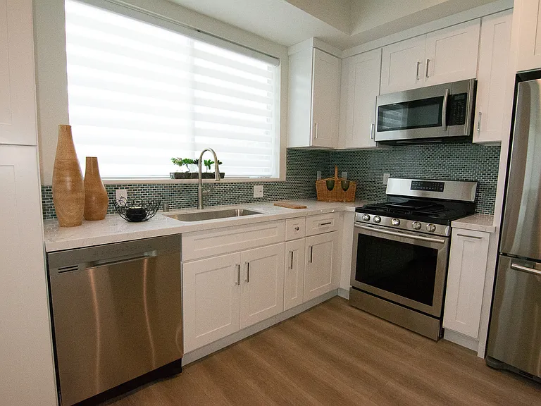 2006 S Corning St #3 — Photo 16