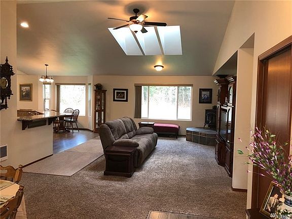 3rd image of 246 145th Ln SW