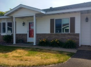 1202 Glenn Pl #B, Eau Claire, WI 54703