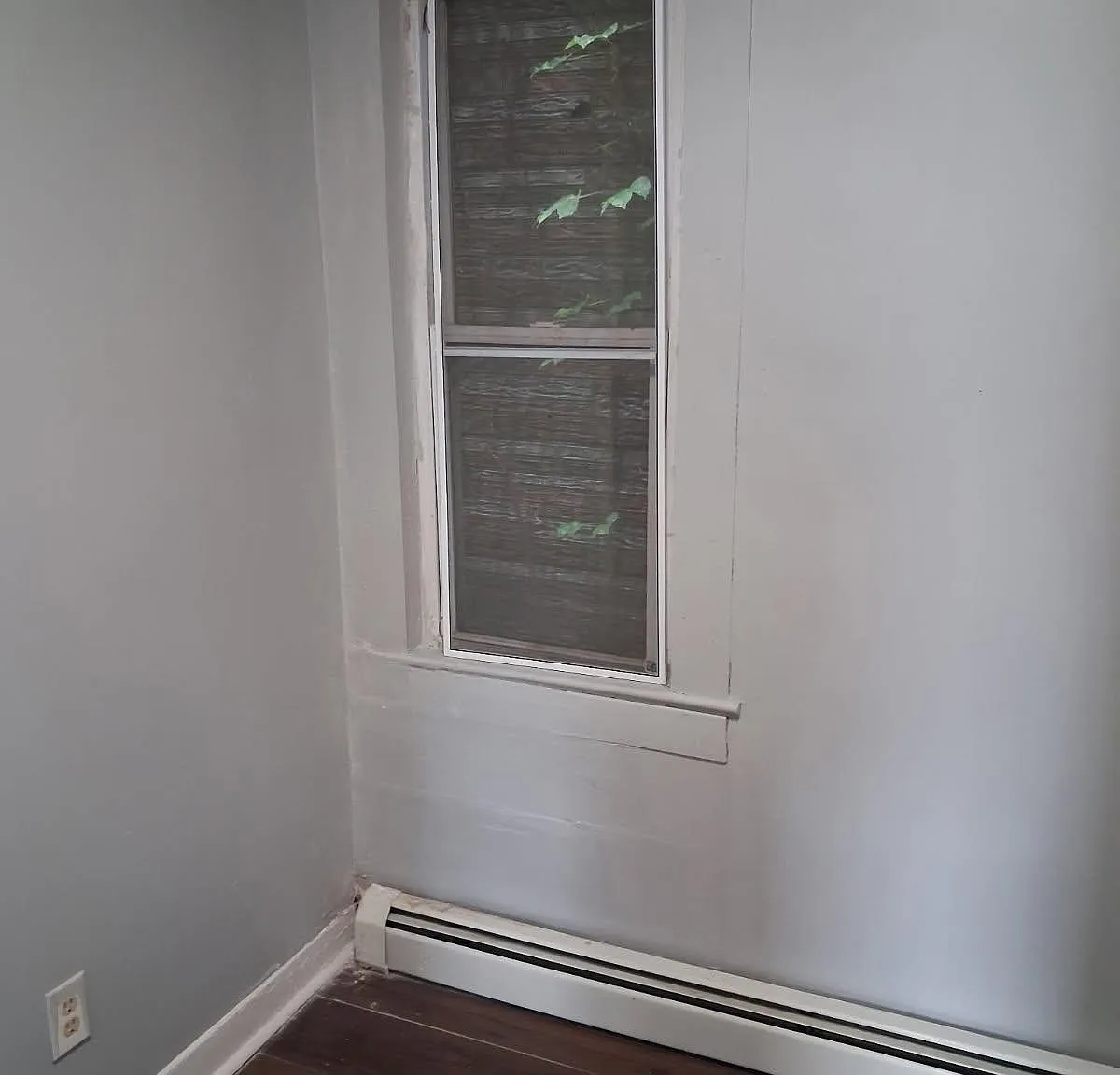 3 bed, $1,400 — Photo 3