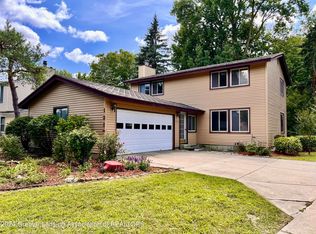 1317 Chartwell Carriage Way S #S, East Lansing, MI 48823