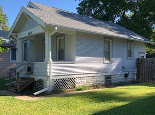 2017 N 65th St, Omaha, NE 68104