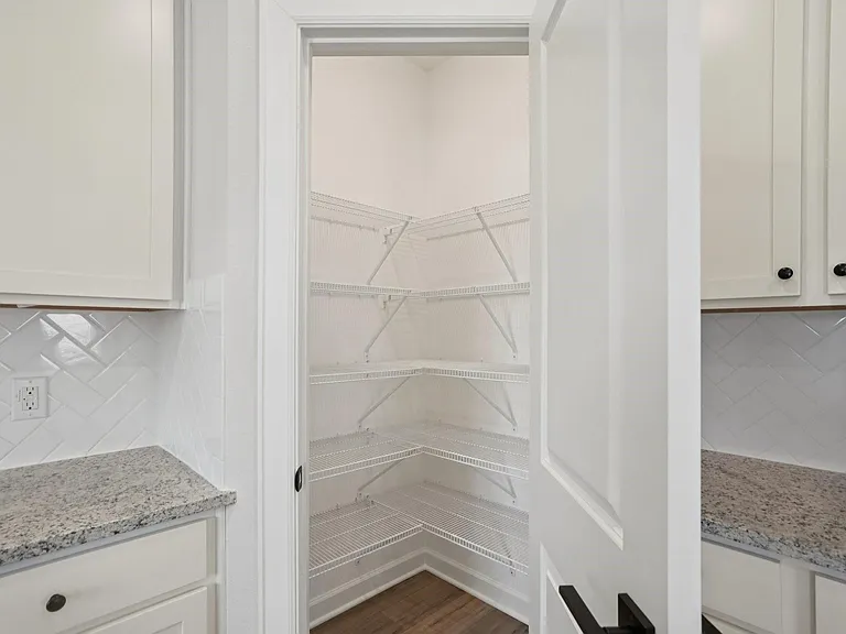 1006 Whispering Winds Dr — Photo 26