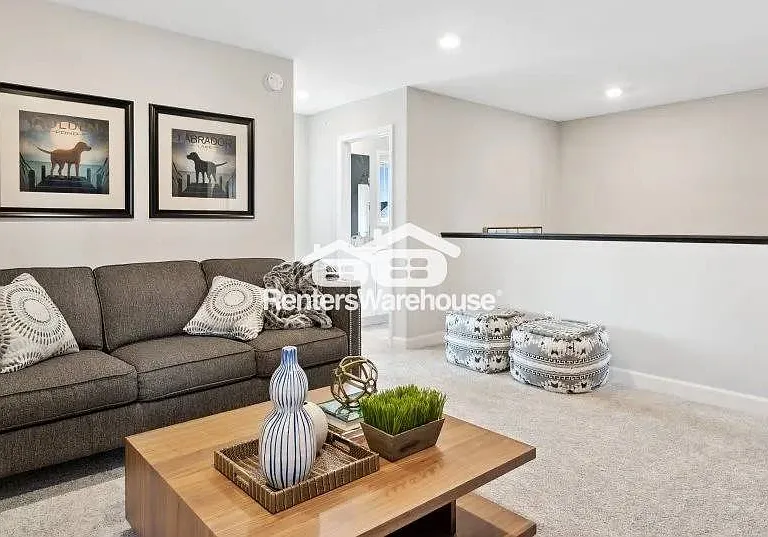 1062 Jubert Dr — Photo 9