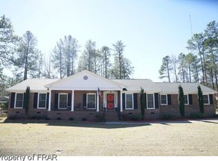 113 Pinewood Cir, Raeford, NC 28376
