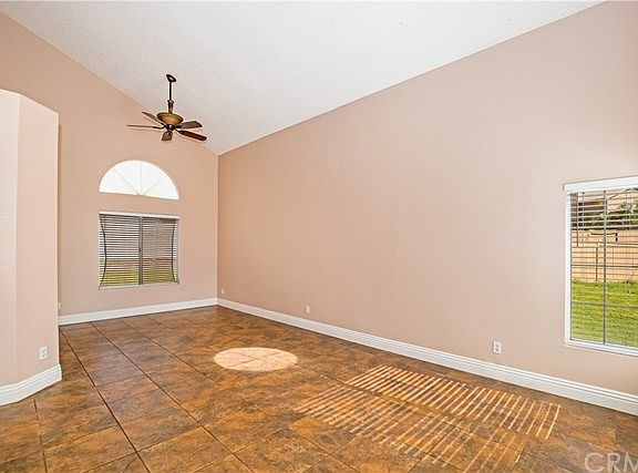 3rd image of 4740 N Don Diego St