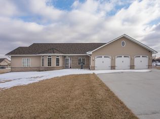 22305 Norman Dr, Underwood, IA 51576