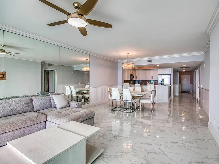 2650 Lake Shore Dr #2303 — Photo 16