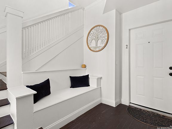 2nd image of 618 ATLANTA ST