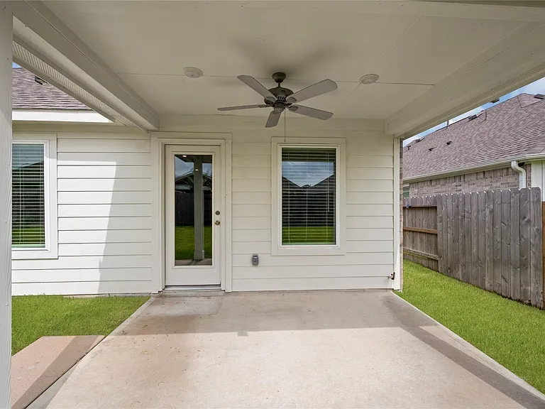 8635 Jetty Glen Dr — Photo 43