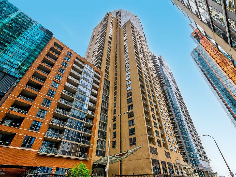 1st image of 420 E Waterside Dr Unit 305