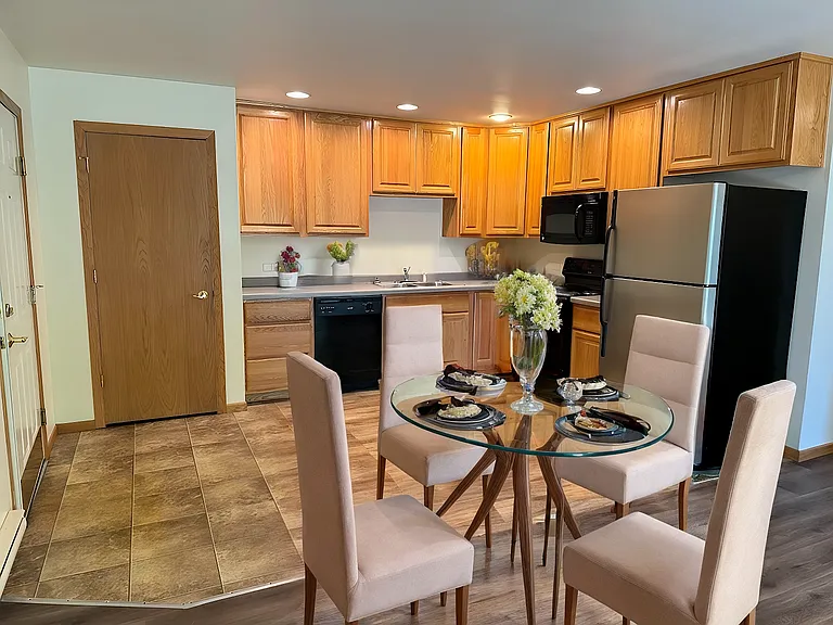 3616 Doolittle Dr — Photo 4