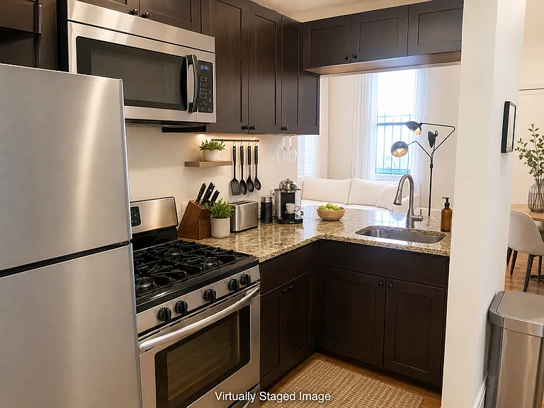 1923 N Sedgwick St #1R — Photo 3