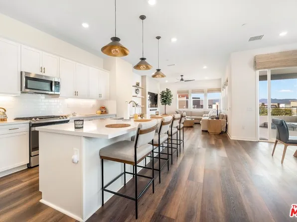 27525 Illumination Ct, Valencia, CA 91381