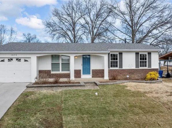 1873 San Pedro Ln, Fenton, MO 63026