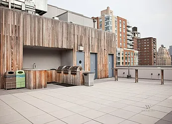 Rented by Warburg