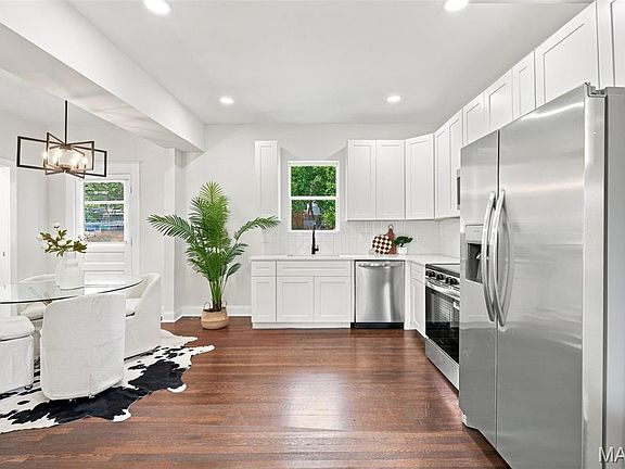 3rd image of 7269 Zephyr Pl