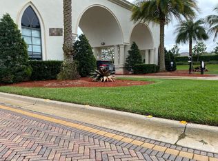 9840 Stover Way, Wellington, FL 33414