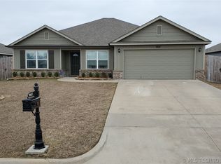 9017 S 253rd East Ave, Broken Arrow, OK 74014