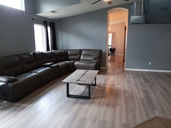 3rd image of 2435 Brackley Dr NW