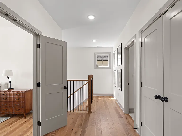 516 Shanti Dr — Photo 16