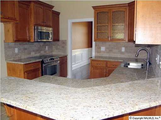 5th image of 204 Nettles Dr NW