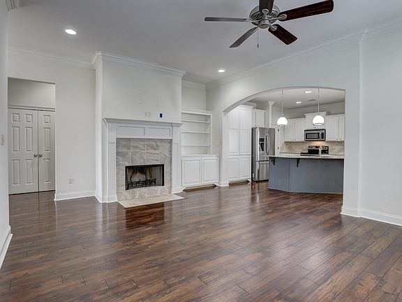 2nd image of 603 Braxton Dr