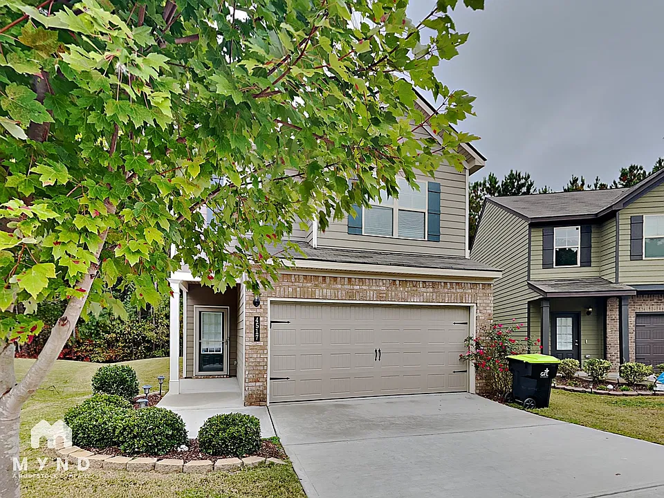 4517 Ravenwood Dr