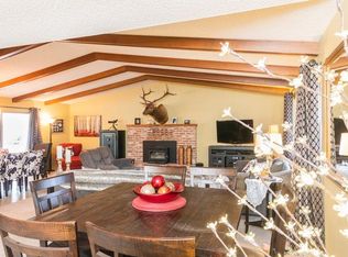 40900 Elk Dr, Three Rivers, CA 93271