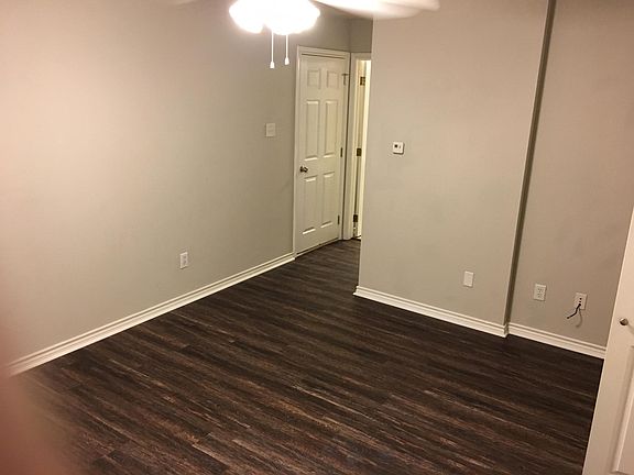 5th image of 3602 Oldenburg Ct