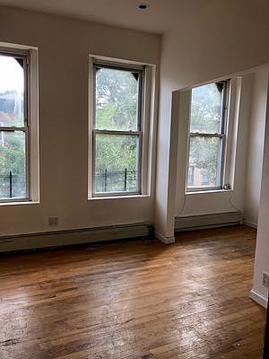 4th image of 297 7th St #3