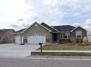 4610 Blackstone Dr, Idaho Falls, ID 83404