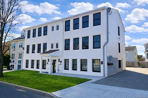 74 Nelson Ave #1 Photo 1
