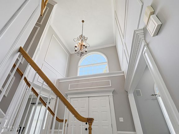 3rd image of 58 Georgetown Rd