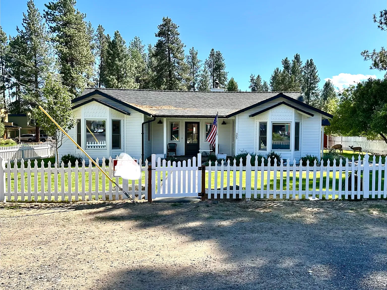 3 bed, 1975 sqft, $3,650 — Photo 1