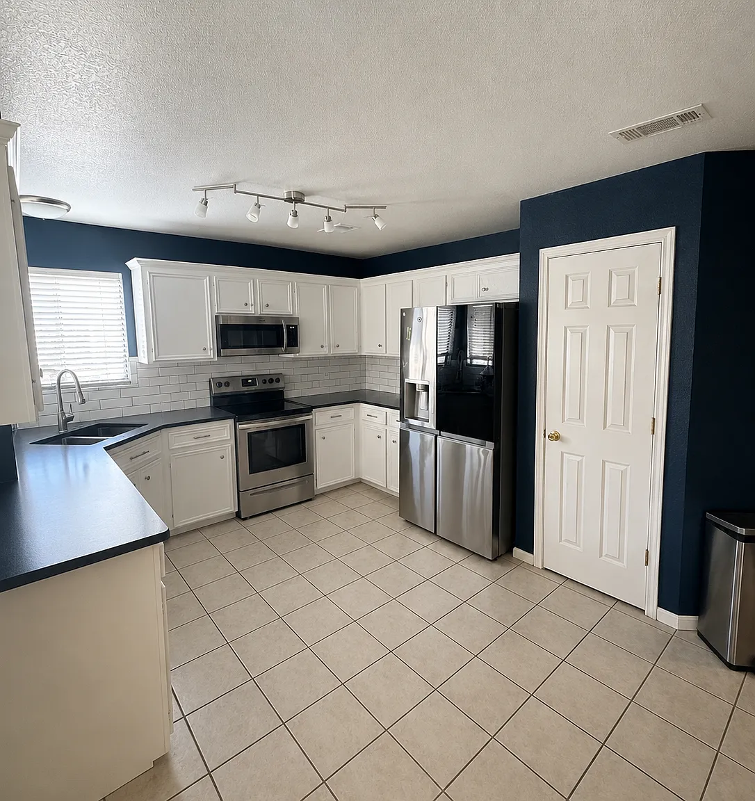 4 bed, 1594 sqft, $1,845 — Photo 3