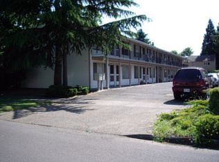 232 NE 3rd Ave APT 11, Hillsboro, OR