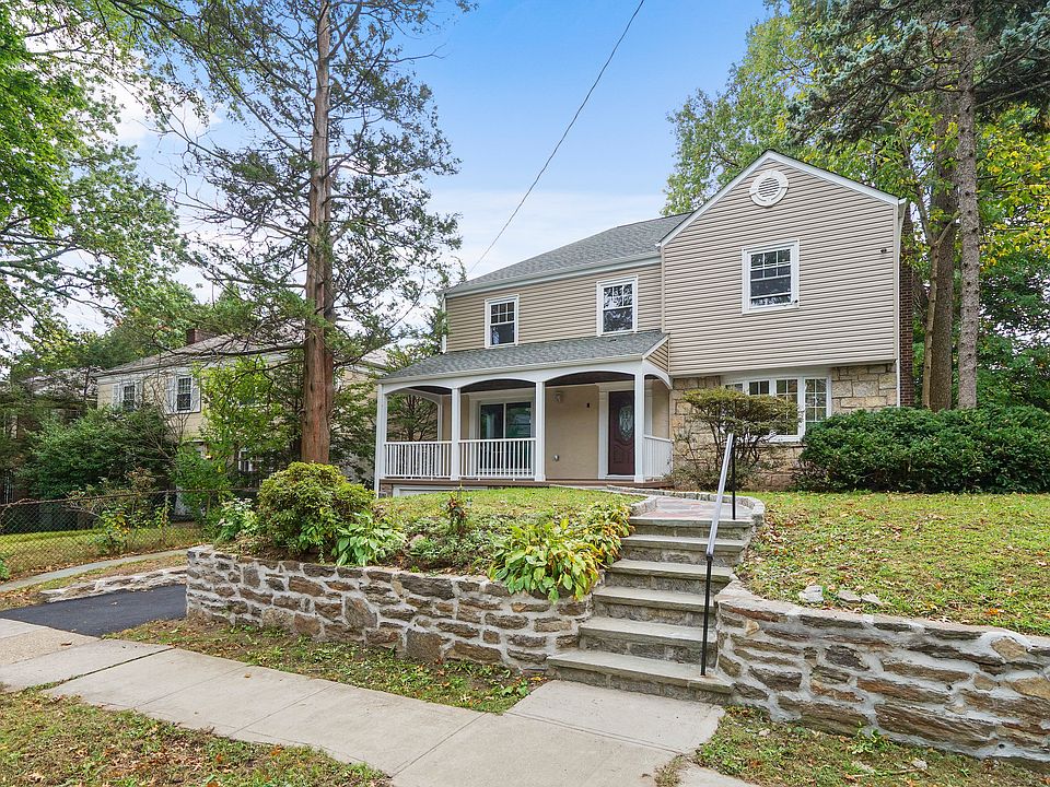 1st image of 118 Bruce Ave