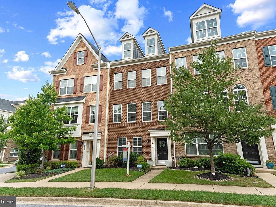1st image of 3013 Saint Josephs Dr