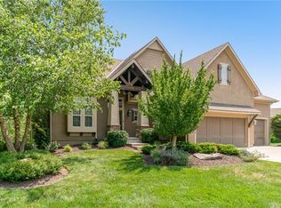 5374 W 167th St, Stilwell, KS 66085