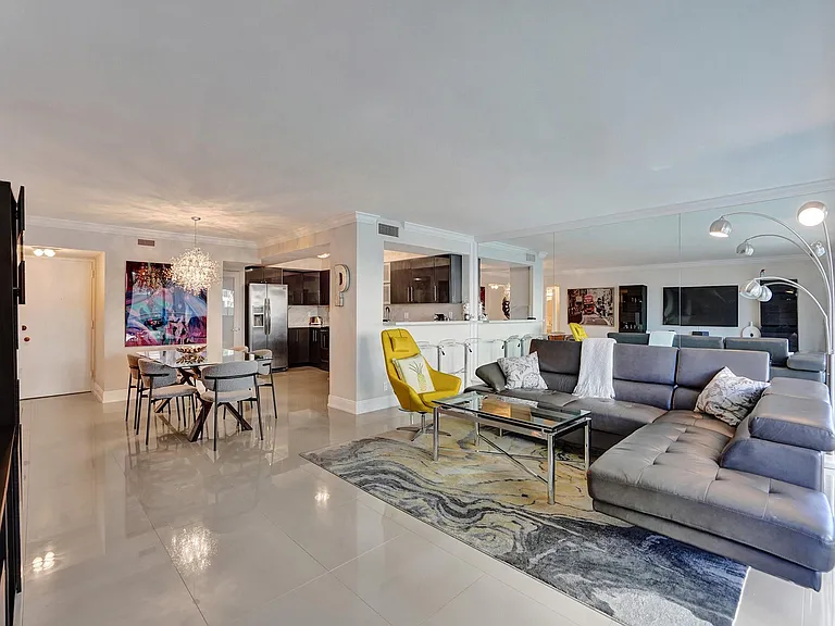 3430 Galt Ocean Dr #202 — Photo 7