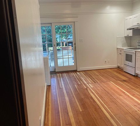 2nd image of 4612 Meridian Ave N