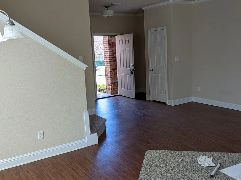 380 Woodgrove Dr #A — Photo 11