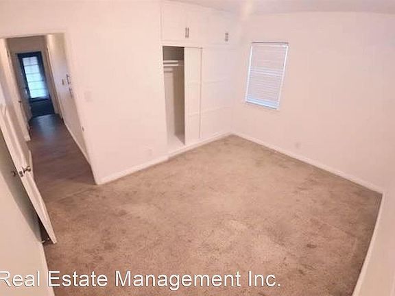 3rd image of 5818 Pioneer Blvd