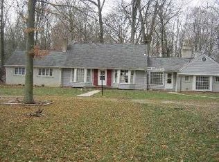 25801 McAllister St, Southfield, MI 48033