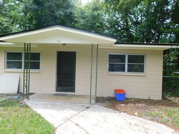 709 & 711 NW 19th Ave #711